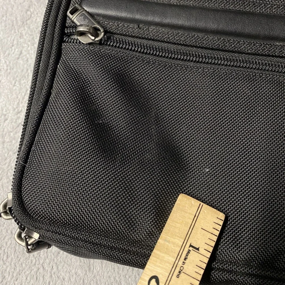 Tumi‎ Laptop Bag Briefcase Black Woven Nylon Padded 15